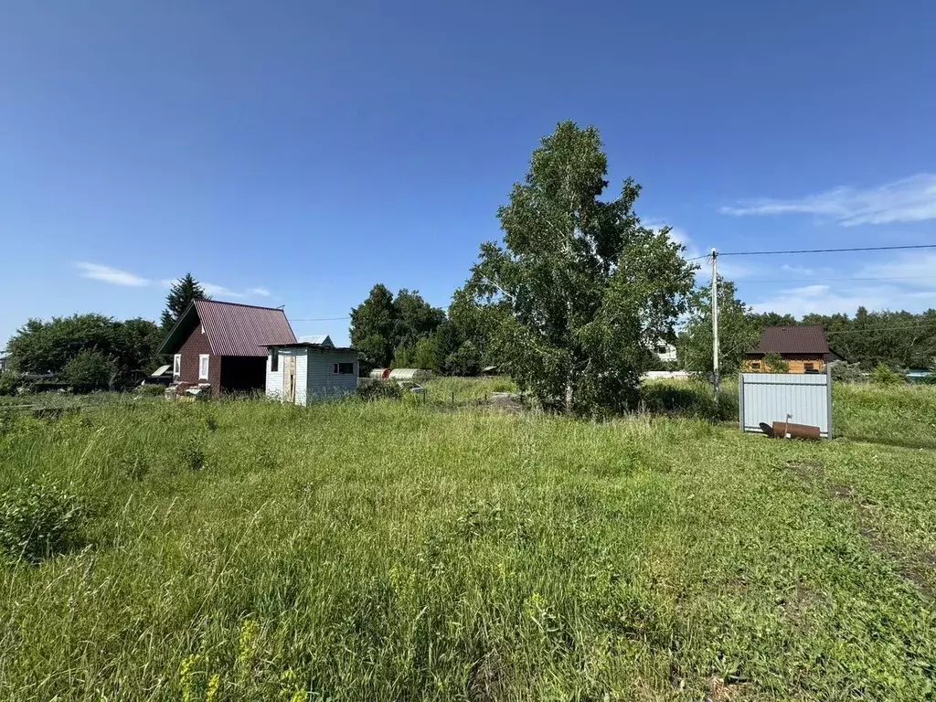 Участок в Новосибирская область, Бердск Марьин Лог СНТ, ул. 46-я, 23 ... - Фото 0