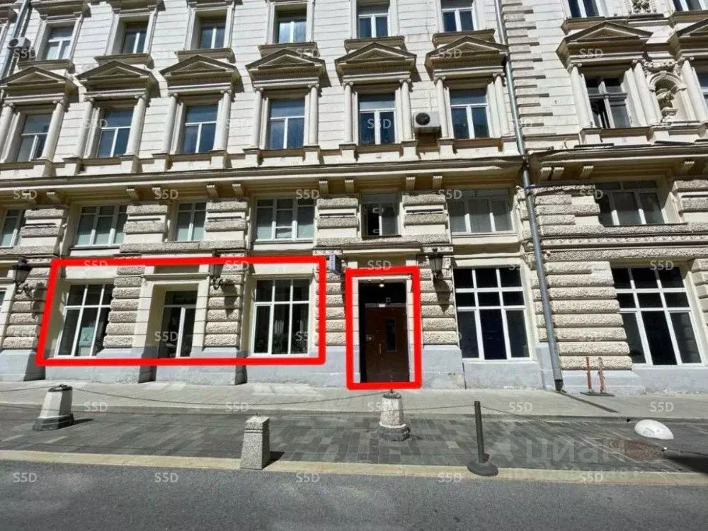 Торговая площадь в Москва ул. Петровка, 20/1 (130 м) - Фото 0