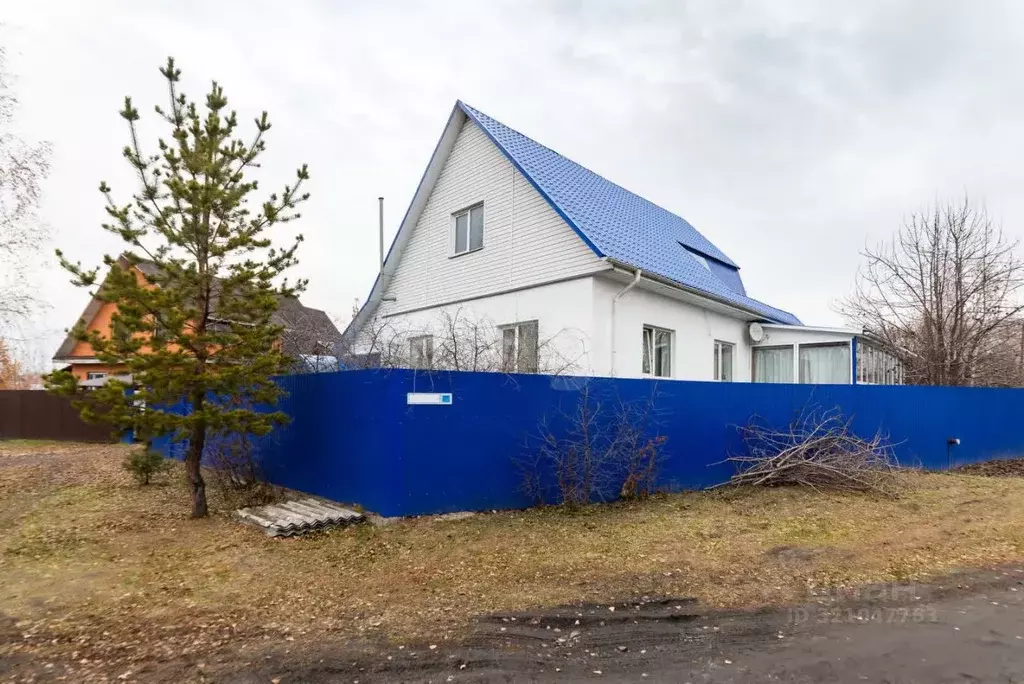 Дом в Курганская область, Курган пос. Ключи, ул. Круговая, 31 (150 м) - Фото 1