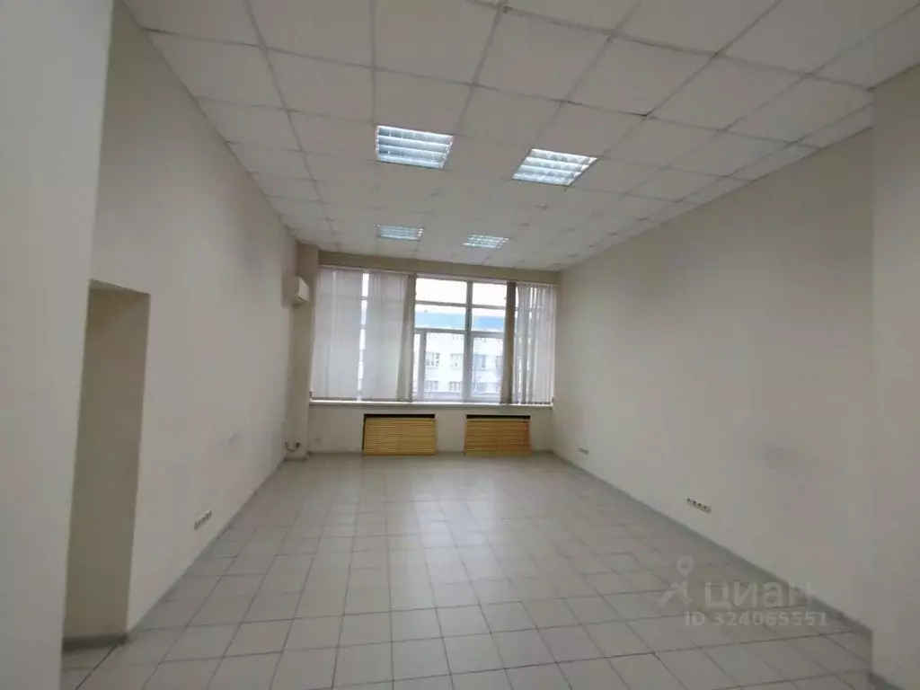 Офис в Удмуртия, Ижевск ул. Телегина, 30к1 (50 м) - Фото 1