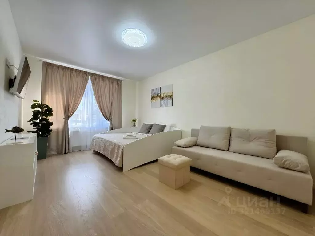 1-к кв. Тюменская область, Тюмень ул. Александра Звягина, 10 (40.0 м) - Фото 1