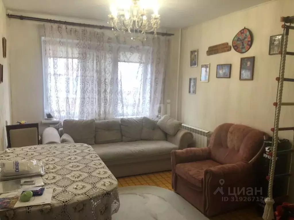4-к кв. Белгородская область, Шебекино ул. Ленина, 89 (74.0 м) - Фото 0