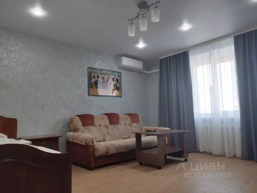 3-к кв. Нижегородская область, Выкса ул. Красные зори, 2-2А (70.0 м) - Фото 0