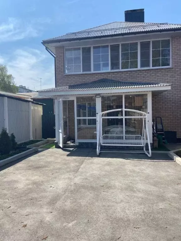 Коттедж в Ульяновская область, Ульяновск ул. Пархоменко, 53 (190 м) - Фото 1