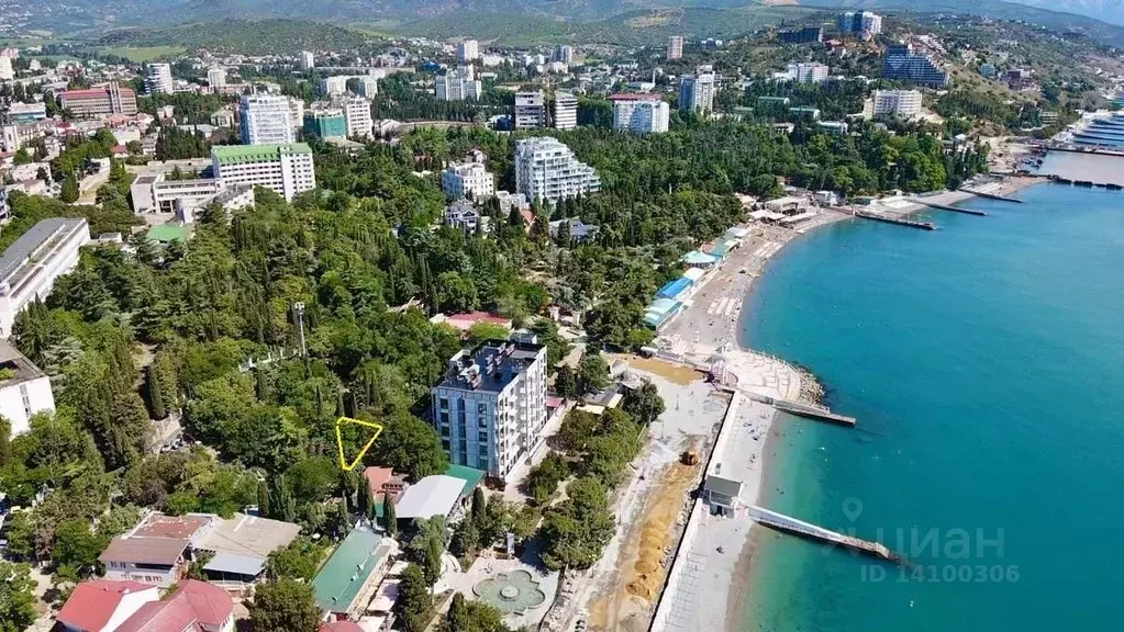 Участок в Крым, Алушта  (3.0 сот.) - Фото 1