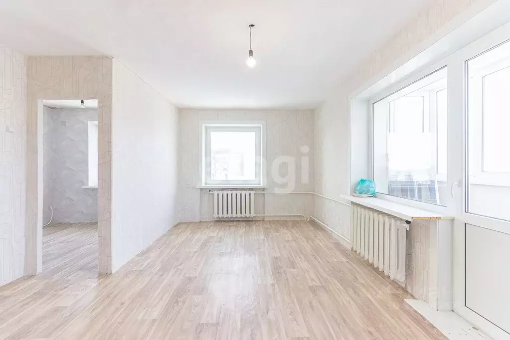 2-к кв. Сахалинская область, Холмск Школьная ул., 60А (41.5 м) - Фото 1