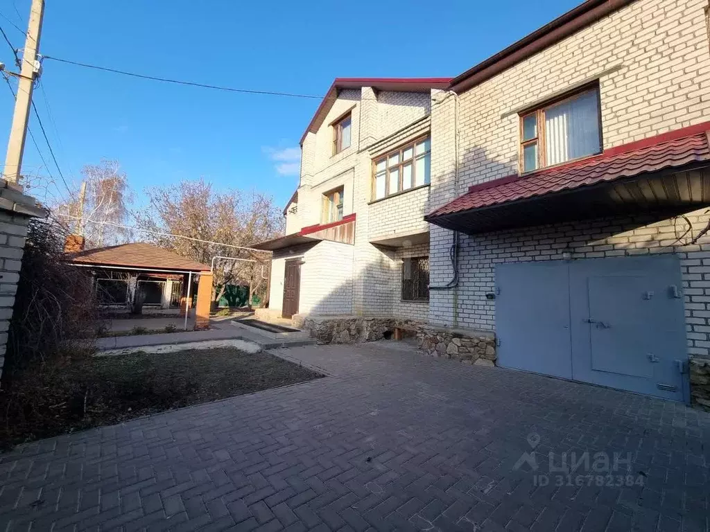 Дом в Волгоградская область, Волгоград Жилгородок мкр, ул. ... - Фото 1