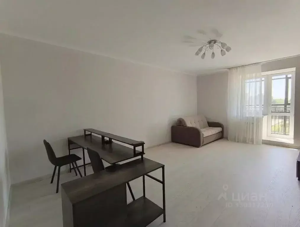 2-к кв. Татарстан, Казань ул. Рауиса Гареева, 78А (73.9 м) - Фото 2
