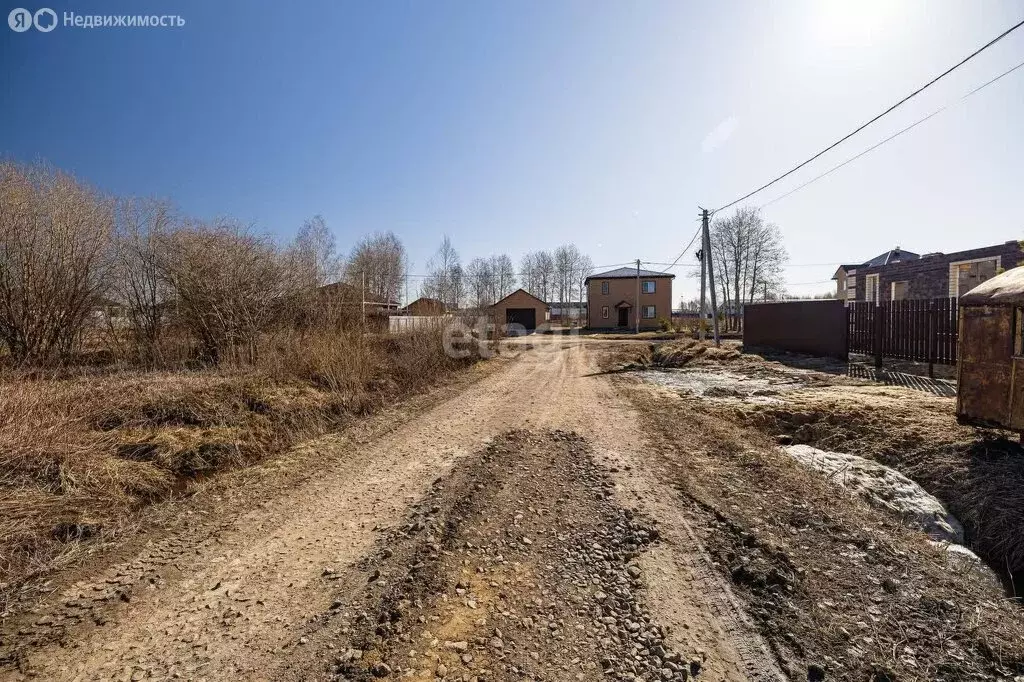 Участок в Тюменский район, деревня Ушакова, микрорайон Молодёжный, ... - Фото 1