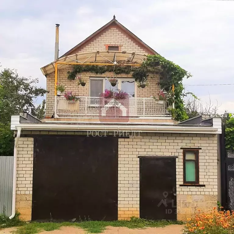 Дом в Саратовская область, Петровск ул. Чернышевского, 163 (95 м) - Фото 0