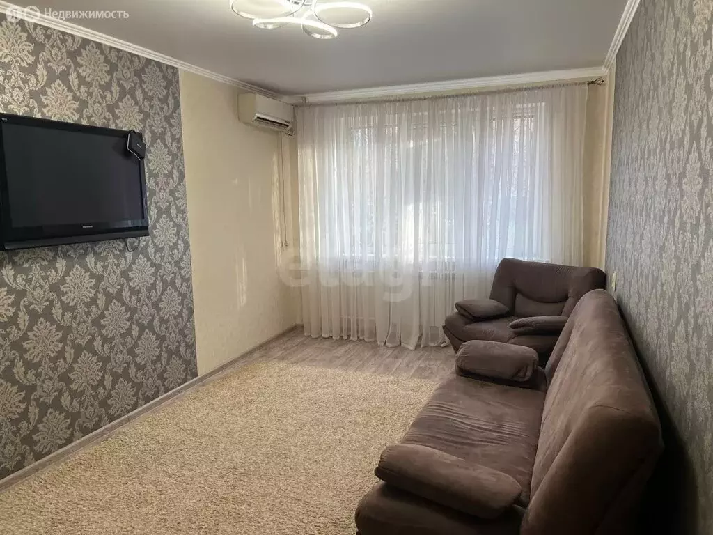 2-комнатная квартира: Энгельс, проспект Строителей, 9 (48.4 м) - Фото 1