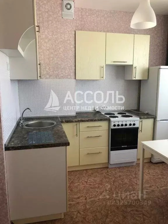 Студия Омская область, Омск ул. Малиновского, 23 (33.0 м) - Фото 2