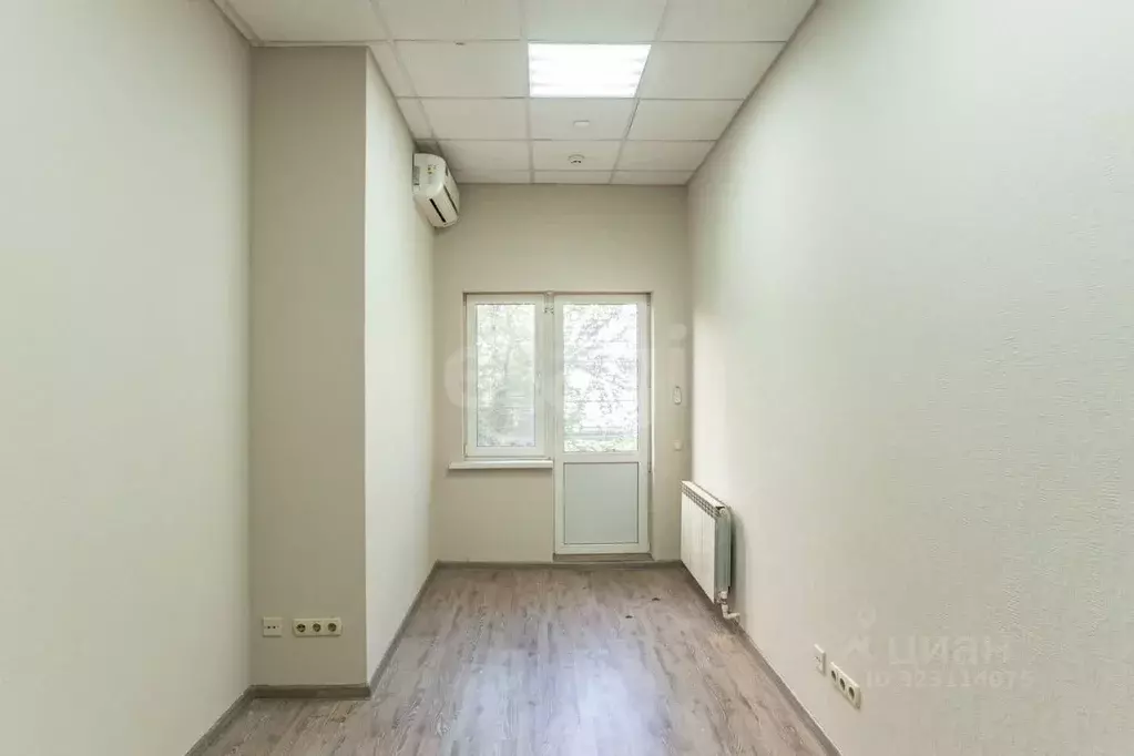 Офис в Ростовская область, Ростов-на-Дону просп. Соколова, 13 (12 м) - Фото 1