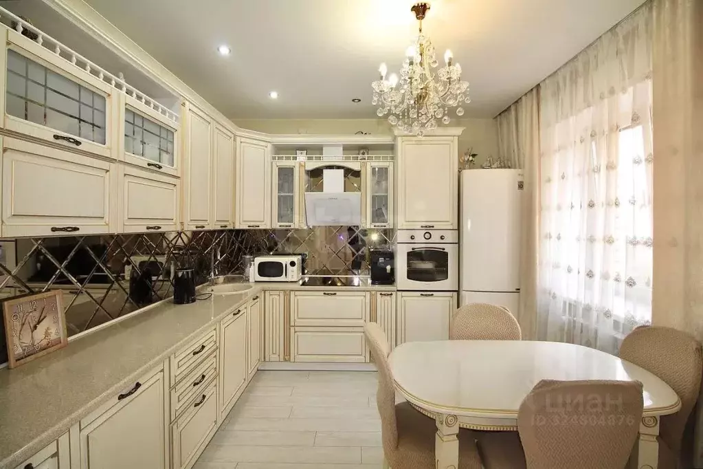 2-к кв. Забайкальский край, Чита Петровско-Заводская ул., 23 (59.6 м) - Фото 1