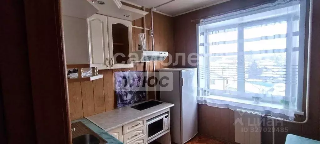 2-к кв. Омская область, Омск ул. 4-я Линия, 178 (53.0 м) - Фото 1