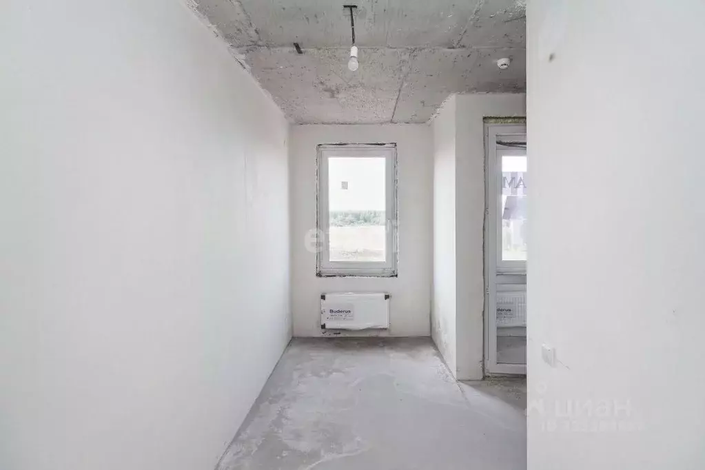 Студия Тюменская область, Тюмень ул. Анатолия Клиндюка, 6 (24.5 м) - Фото 1