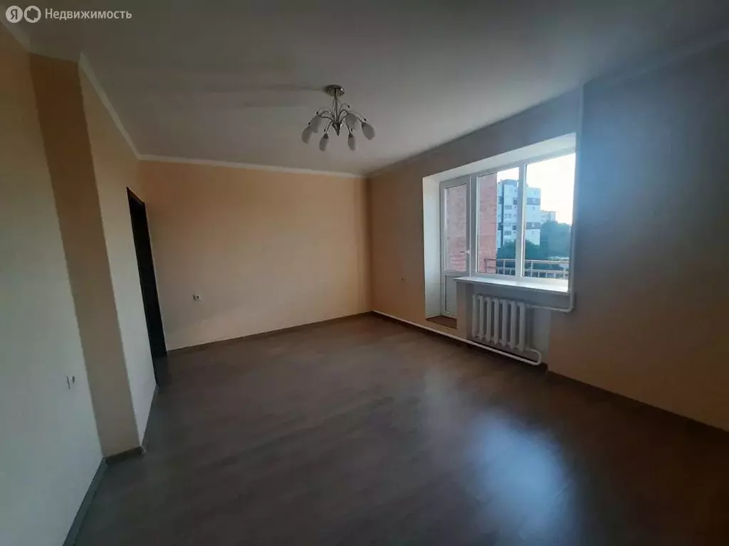 3-комнатная квартира: Армавир, улица Володарского, 24 (112.6 м) - Фото 1