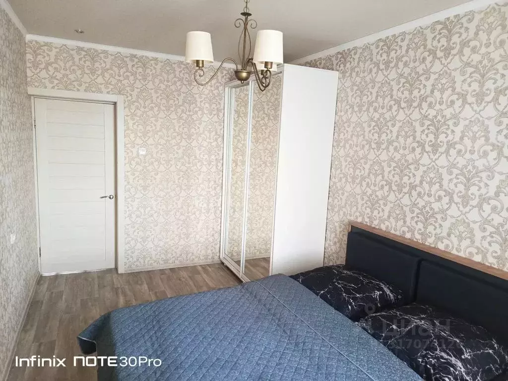 2-к кв. Астраханская область, Астрахань просп. Бумажников, 9к1 (60.0 ... - Фото 1