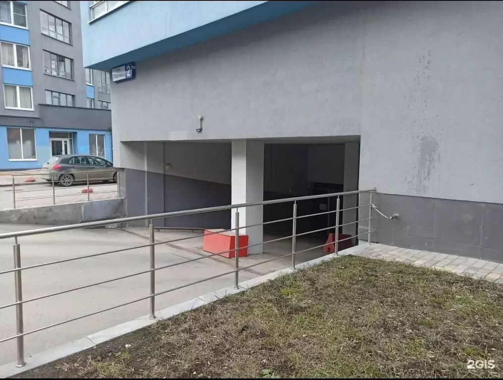 Гараж в Свердловская область, Екатеринбург ул. Стрелочников, 2 (15 м) - Фото 1