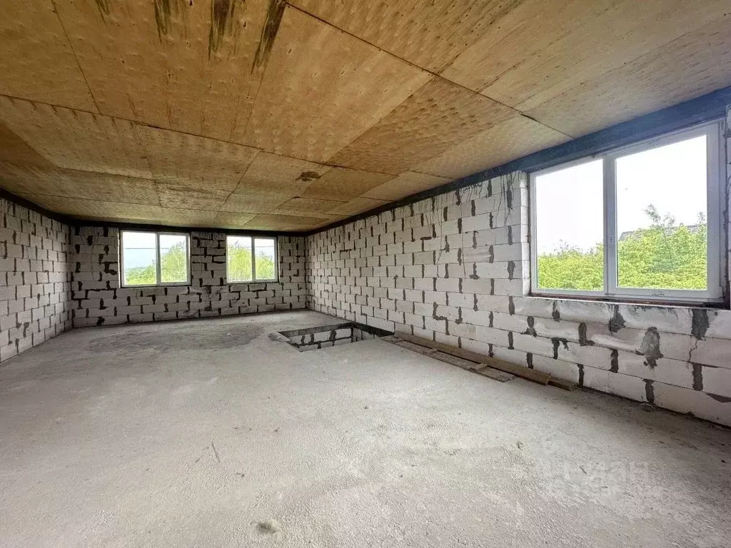 Дом в Калининградская область, Гурьевский муниципальный округ, пос. ... - Фото 2