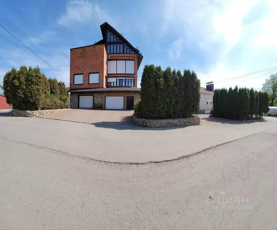 Дом в Ульяновская область, Ульяновск ул. Крупской, 69 (700 м) - Фото 0