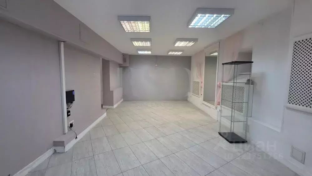 Помещение свободного назначения в Санкт-Петербург Каменноостровский ... - Фото 2