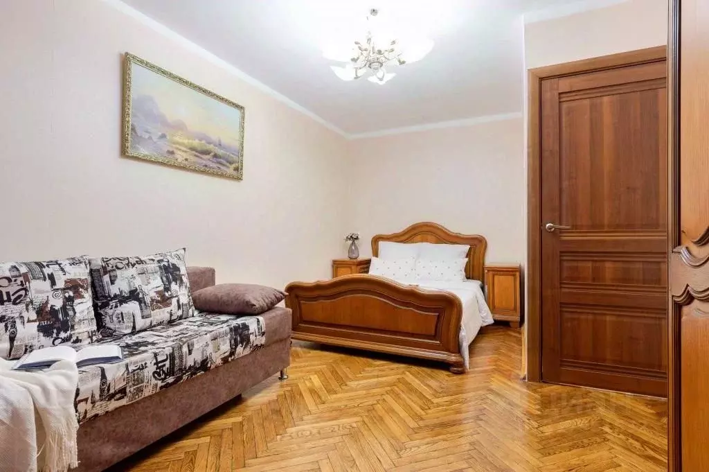 1-к кв. Санкт-Петербург 8-я Васильевского острова линия, 57 (30.0 м) - Фото 1