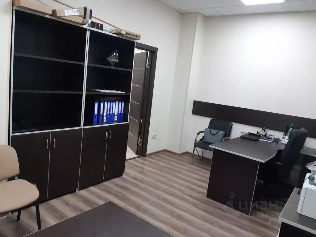 Офис в Краснодарский край, Краснодар ул. Селезнева, 4/13к1 (95 м) - Фото 2