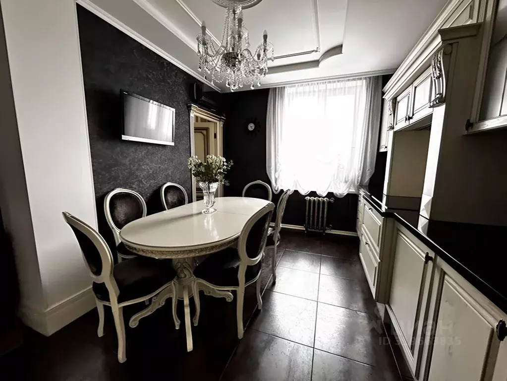 3-к кв. Санкт-Петербург ул. Типанова, 27/39 (98.0 м) - Фото 1