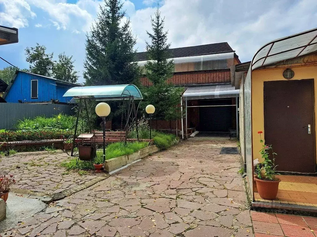 Дом в Челябинская область, Юрюзань Катав-Ивановский район, ул. ... - Фото 1