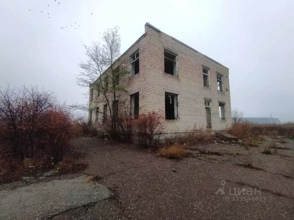 Помещение свободного назначения в Саратовская область, Красный Кут ... - Фото 1