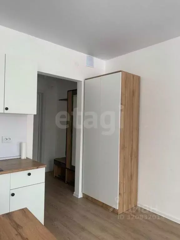 Студия Сахалинская область, Южно-Сахалинск ул. Имени Владимира ... - Фото 1