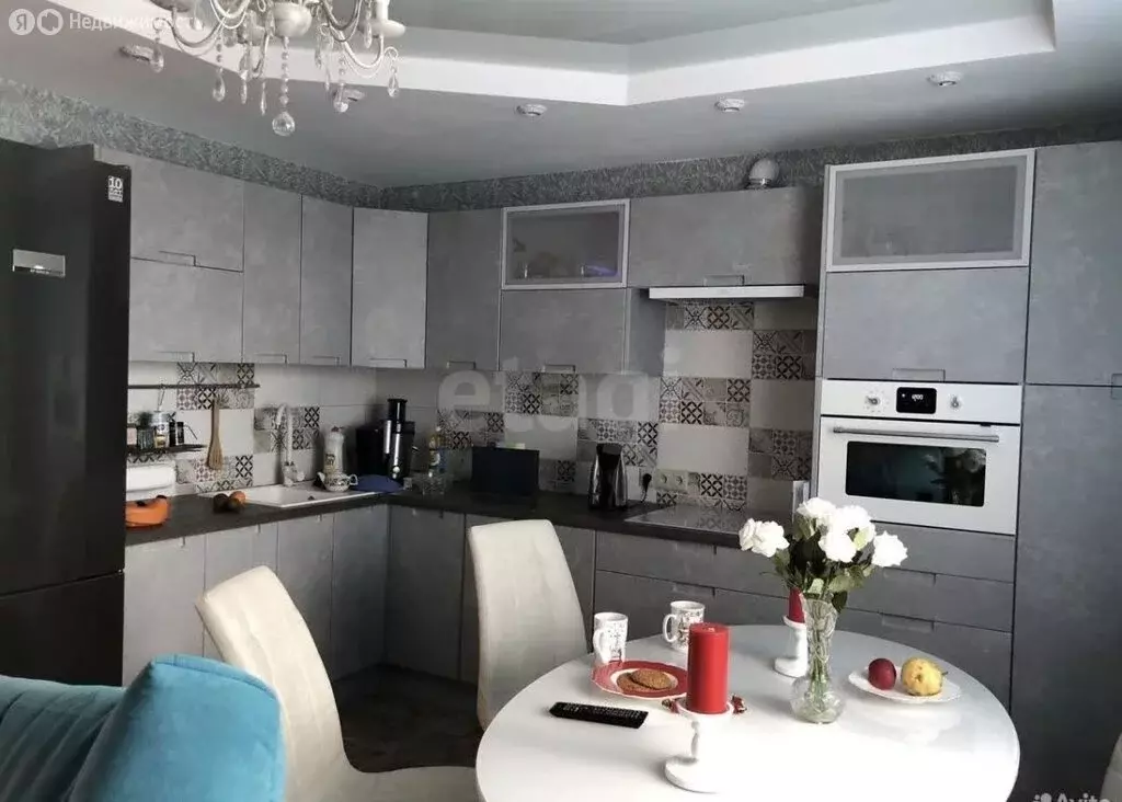 3-комнатная квартира: Санкт-Петербург, Заневский проспект, 42 (80 м) - Фото 2