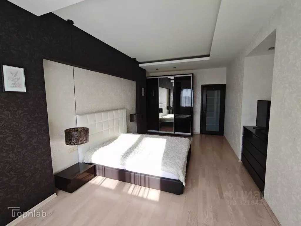 3-к кв. Астраханская область, Астрахань ул. Кирова, 44 (110.0 м) - Фото 1