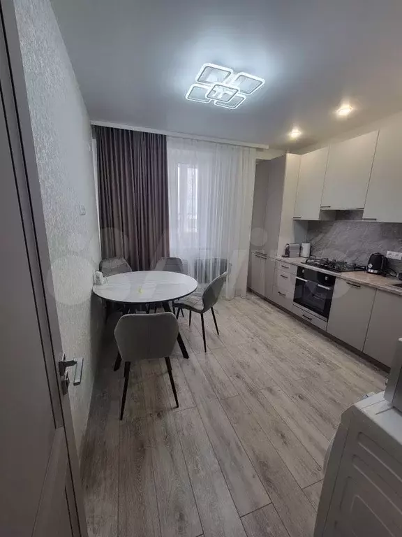 1-к. квартира, 44 м, 4/9 эт. - Фото 1
