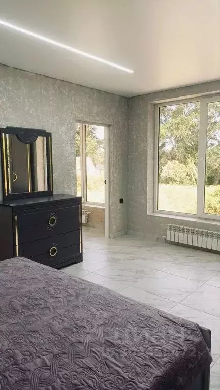 Дом в Дагестан, Магарамкентский район, с. Приморский ул. Валентина ... - Фото 0