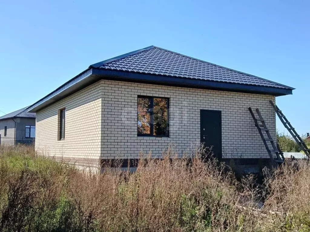 Дом в Башкортостан, Уфа ул. Роз, 2 (95 м) - Фото 1