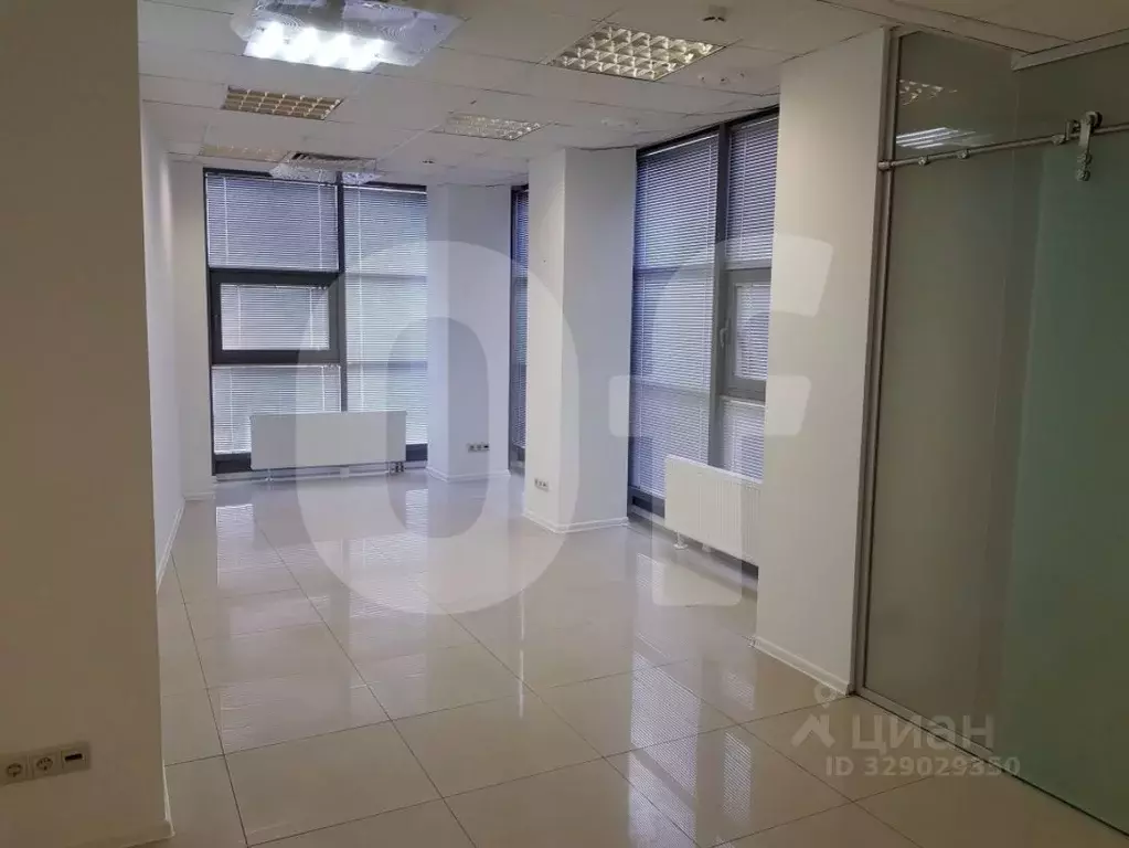 Офис в Москва ул. Остоженка, 10 (240 м) - Фото 1