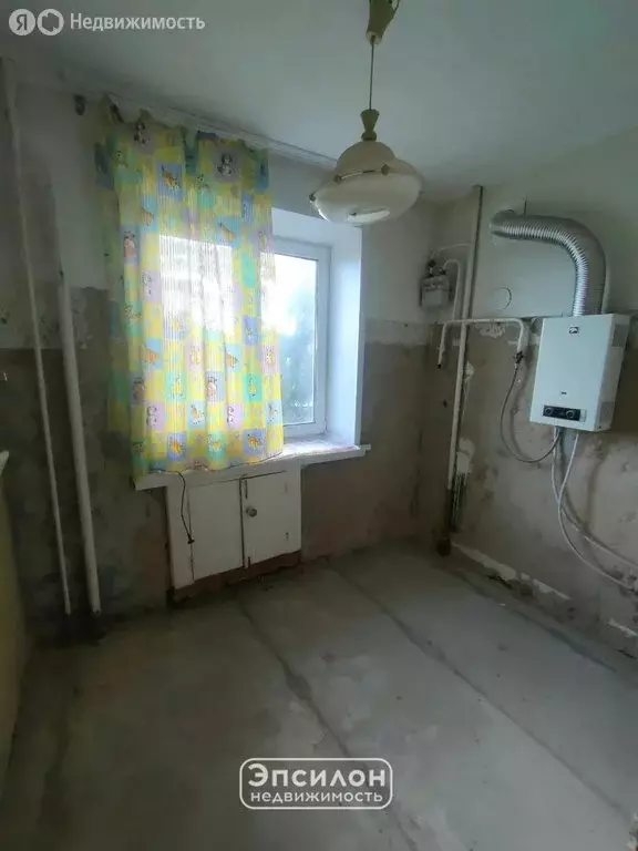 3-комнатная квартира: Льгов, переулок Кирова, 8 (51 м) - Фото 1