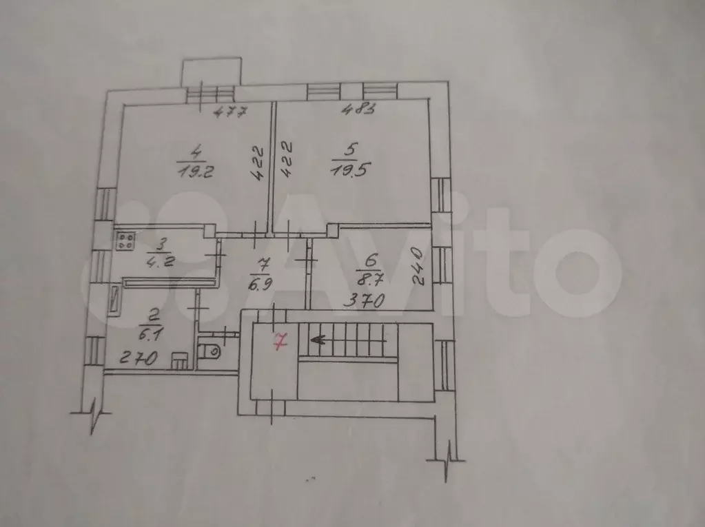 Комната 19,2 м в 3-к., 4/4 эт. - Фото 1