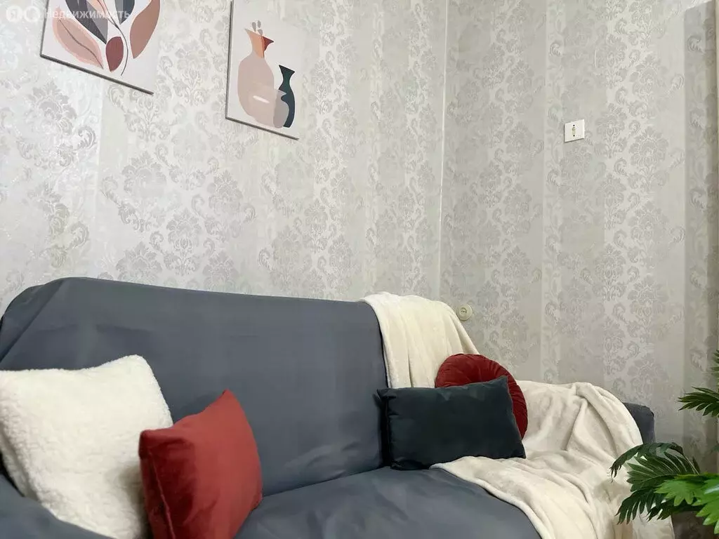 2-комнатная квартира: Гатчина, Соборная улица, 24Б (42.5 м) - Фото 1