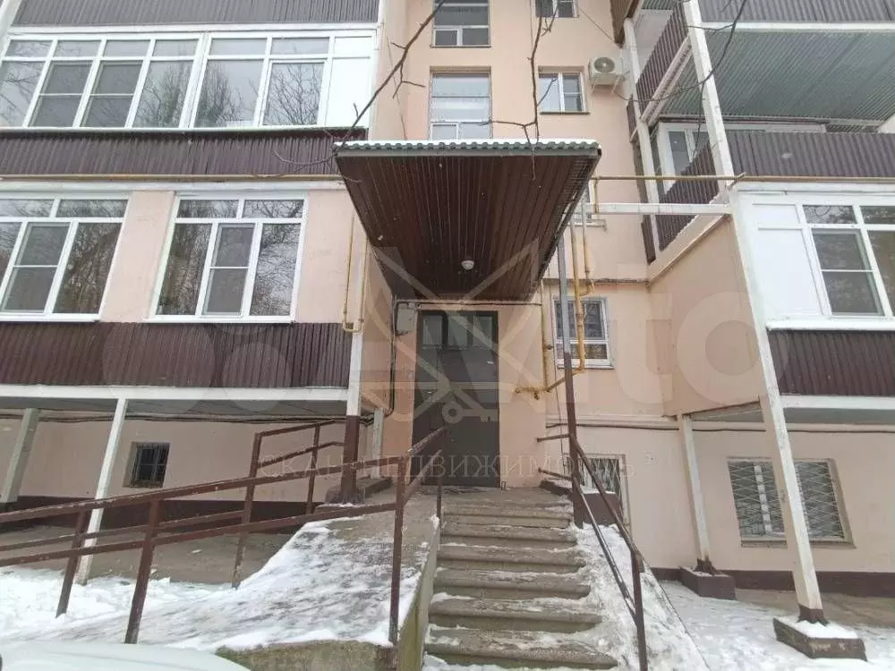 2-к. квартира, 55 м, 2/4 эт. - Фото 0