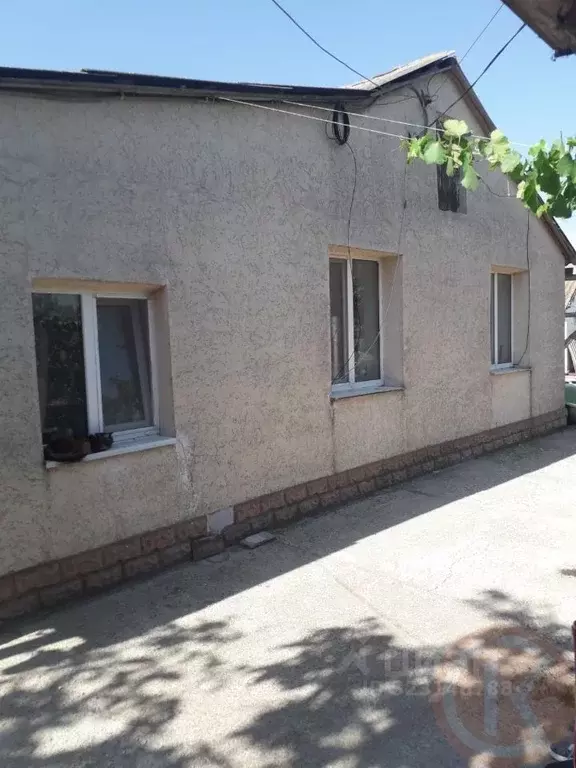 Дом в Крым, Сакский район, с. Ромашкино ул. Шевченко, 39А (60 м) - Фото 1