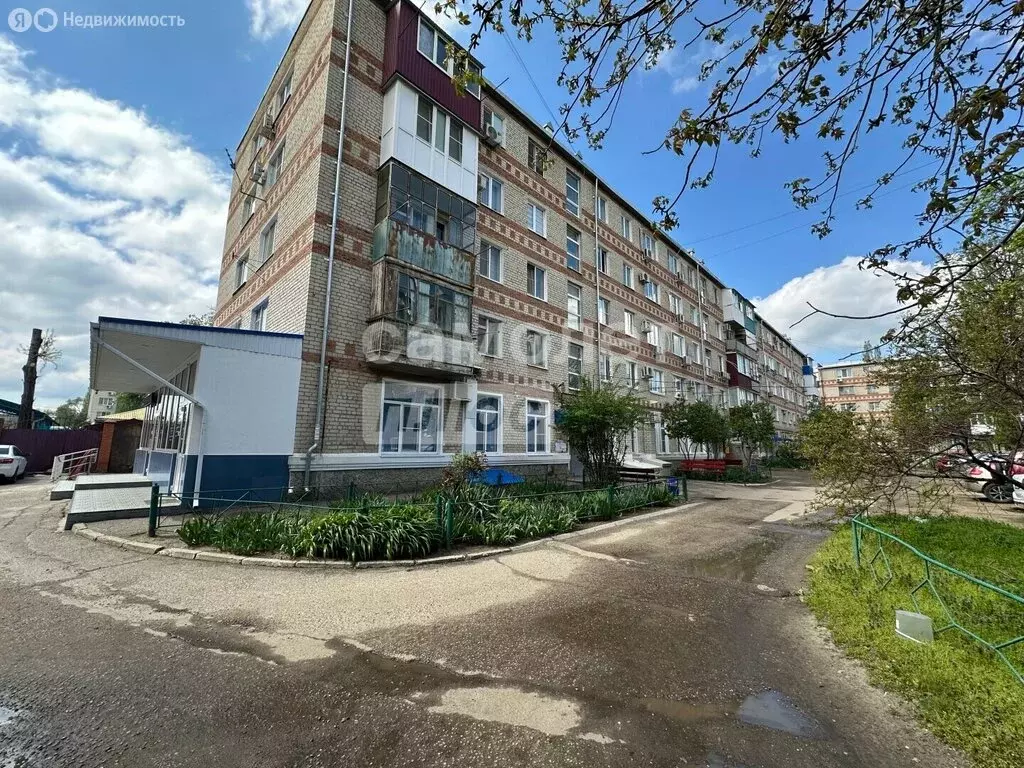 3-комнатная квартира: Кропоткин, улица Ворошилова, 65 (60 м) - Фото 1
