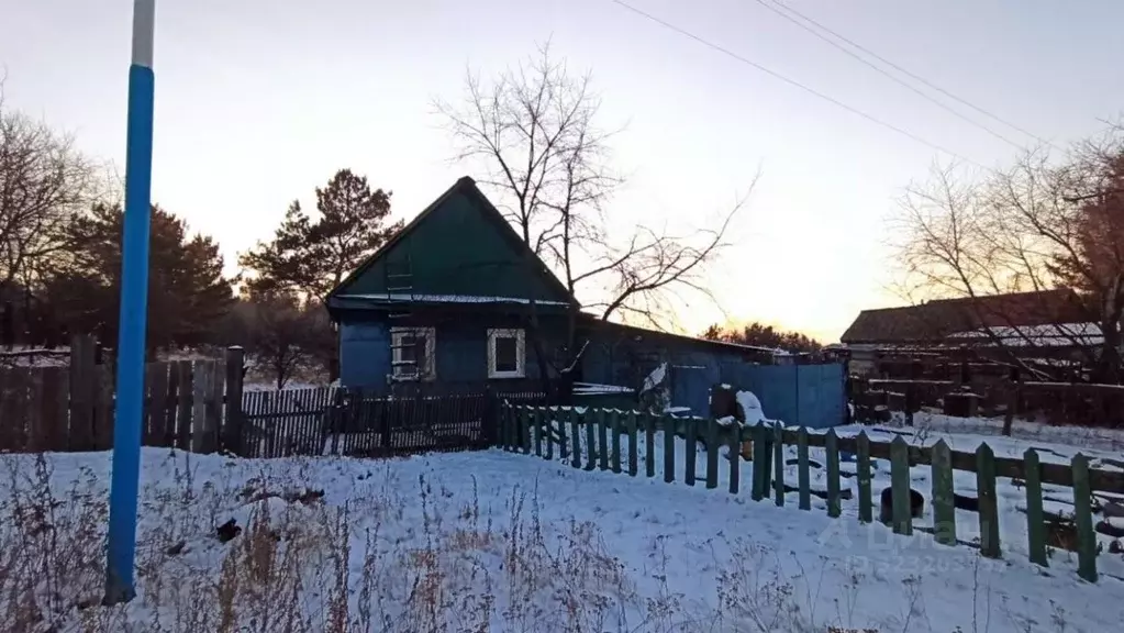 Дом в Амурская область, Белогорск ул. 1-я Стахановская, 30 (70 м) - Фото 1