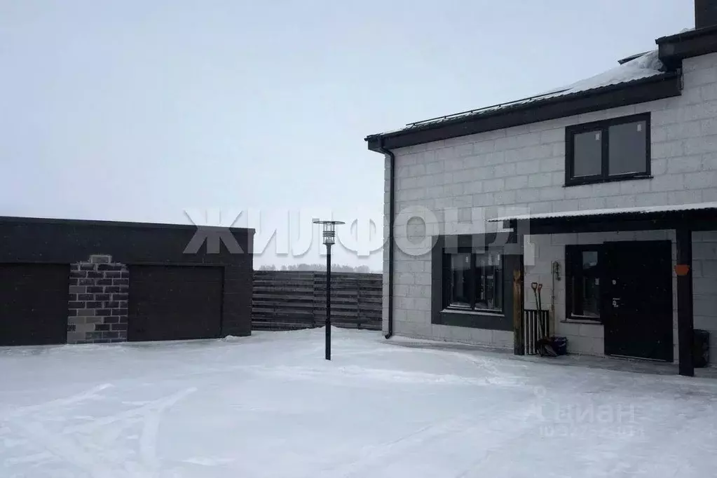 Таунхаус в Новосибирская область, Мошковский район, пос. Октябрьский, ... - Фото 1