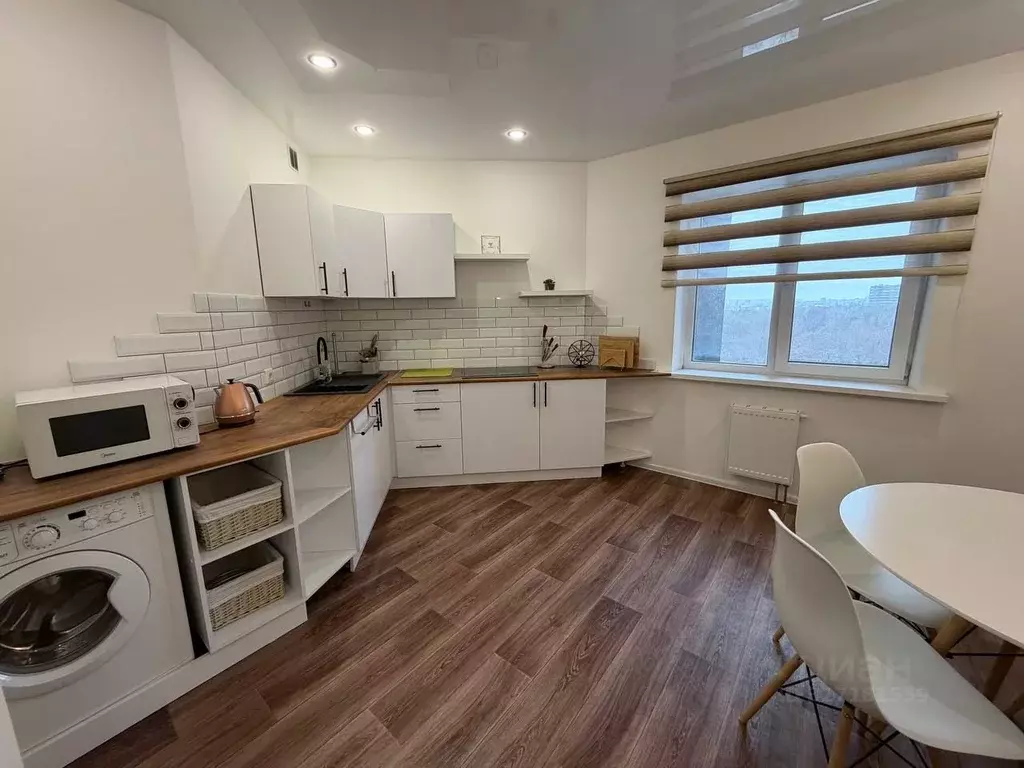 2-к кв. Воронежская область, Воронеж Московский просп., 67 (63.5 м) - Фото 1