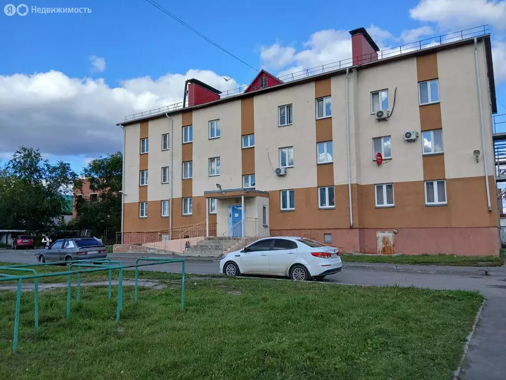 1-комнатная квартира: Курган, улица Чкалова, 3к1 (32 м) - Фото 1