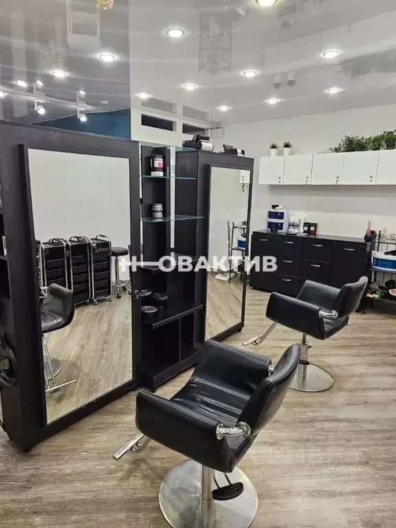 Помещение свободного назначения в Новосибирская область, Новосибирск ... - Фото 0