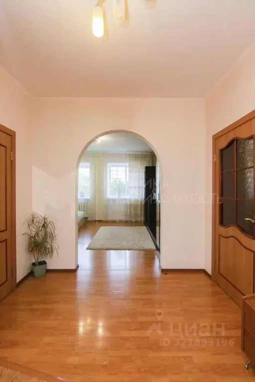 1-к кв. Тюменская область, Тюмень ул. Александра Матросова, 1к2 (52.9 ... - Фото 1